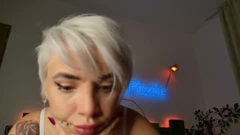 daddyspixxie online show from 11-21-25, 07:34