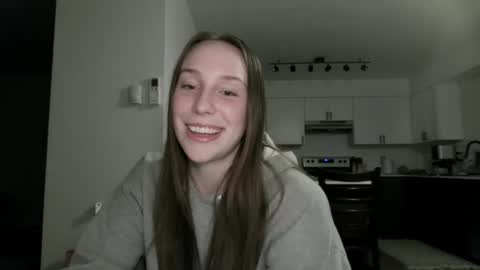 Snapshot of daddysssgoodgirl chatting on 10-05-25, 05:06 daddys good girl online show from 10-05-25, 05:06