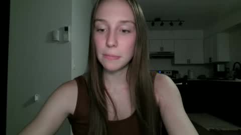 Snapshot of daddysssgoodgirl chatting on 10-09-25, 06:00 daddys good girl online show from 10-09-25, 06:00