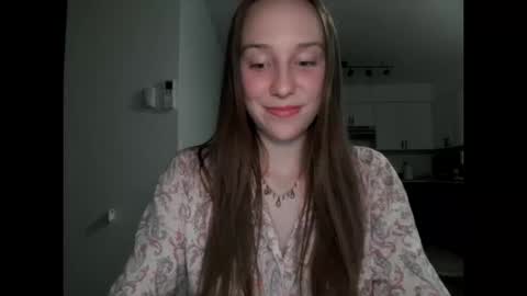 Snapshot of daddysssgoodgirl chatting on 10-12-25, 06:12 daddys good girl online show from 10-12-25, 06:12