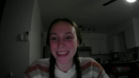 Snapshot of daddysssgoodgirl chatting on 11-28-25, 05:43 daddys good girl online show from 11-28-25, 05:43