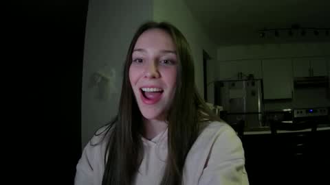 Snapshot of daddysssgoodgirl chatting on 01-19-26, 08:40 daddys good girl online show from 01-19-26, 08:40