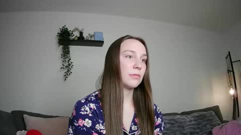 Snapshot of daddysssgoodgirl chatting on 04-25-26, 07:22 daddys good girl online show from 04-25-26, 07:22
