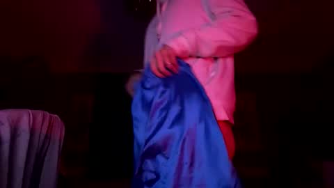 Snapshot of daddywants111128 chatting on 12-01-25, 02:16 daddywants111128 online show from 12-01-25, 02:16