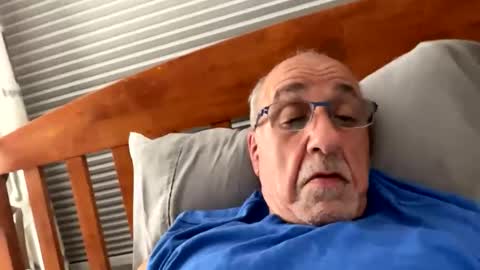 Snapshot of daddyweis chatting on 10-25-25, 04:42 daddyweis online show from 10-25-25, 04:42