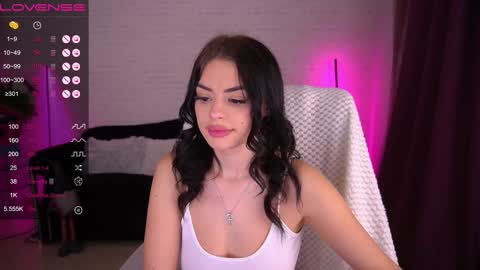daenerys_daen online show from 12-03-24, 07:54