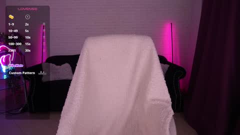 daenerys_daen online show from 02-04-25, 08:24