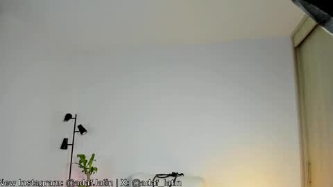 Snapshot of dafboy_ chatting on 05-20-26, 11:49 Allan Daf online show from 05-20-26, 11:49