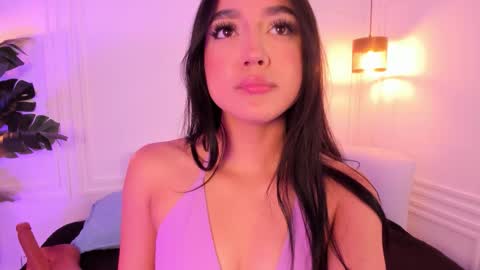 dafne_hillss online show from 02-26-26, 11:42