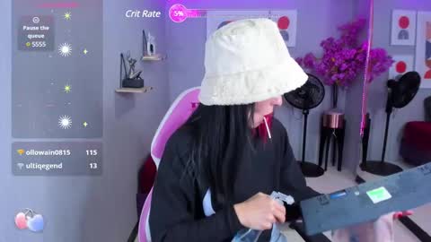 dafne huges online show from 02-10-25, 07:28