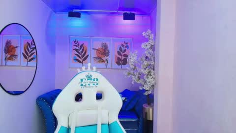 dafne huges online show from 10-02-25, 07:43