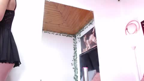 Snapshot of dafne_quenn chatting on 02-13-25, 12:32 dafne_quenn online show from 02-13-25, 12:32