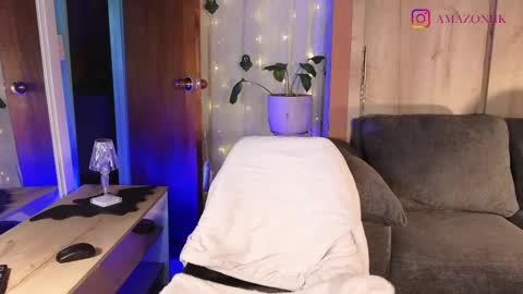 Snapshot of dafne_shark chatting on 10-01-25, 09:21 LORENA  online show from 10-01-25, 09:21