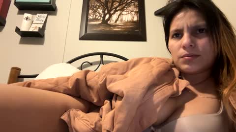 Snapshot of dafnecloutier chatting on 01-31-25, 09:48 Dafne 27 Cory-24 online show from 01-31-25, 09:48