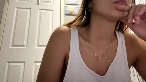 Snapshot of dafnecloutier chatting on 02-24-25, 01:10 Dafne 27 Cory-24 online show from 02-24-25, 01:10