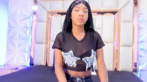 Snapshot of dafnee_adams chatting on 05-03-26, 12:33 Dafnee online show from 05-03-26, 12:33