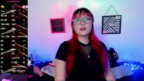 Dafne Moon online show from 07-19-26, 04:27