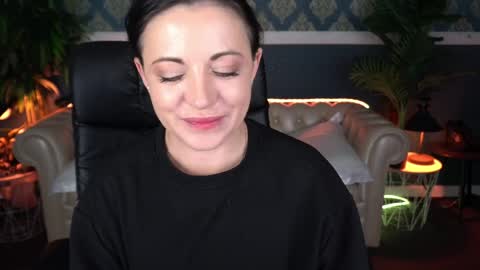 Dafni Mon online show from 04-09-26, 06:02