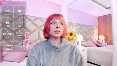 Snapshot of dafnne_hall chatting on 12-04-25, 04:33 Dafnne online show from 12-04-25, 04:33