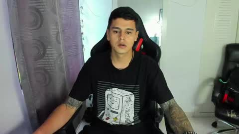 my name is Jhon and I live in colombia online show from 05-06-26, 11:04