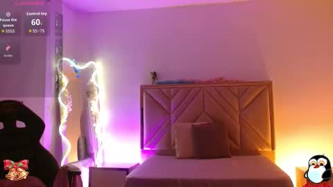 Snapshot of dahia_tay chatting on 11-19-25, 03:28 dahia online show from 11-19-25, 03:28