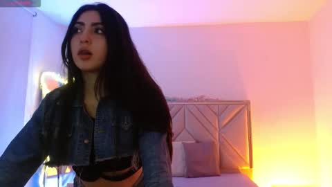 Snapshot of dahia_tay chatting on 11-20-25, 02:34 dahia online show from 11-20-25, 02:34