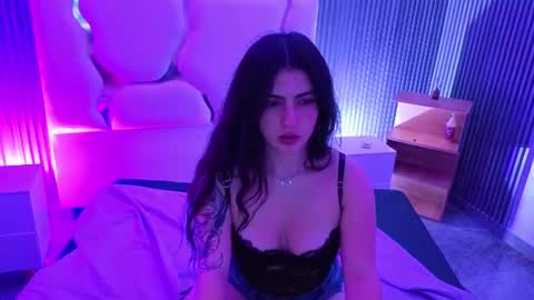 dahia  online show from 06-17-26, 05:32