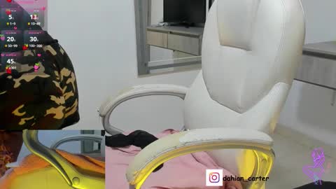 Dahian  online show from 02-20-26, 10:38