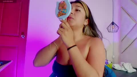 Dahiana  online show from 04-21-26, 12:33