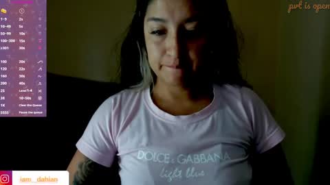 Dahiana  online show from 04-28-26, 12:21