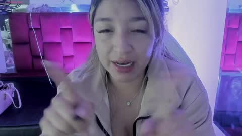 Snapshot of dahiana_dmour chatting on 05-11-26, 02:45 Dahiana online show from 05-11-26, 02:45