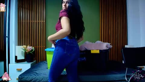  Dahiana  online show from 02-22-25, 07:25