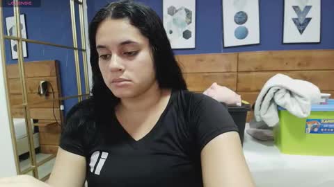  Dahiana  online show from 09-25-25, 08:01