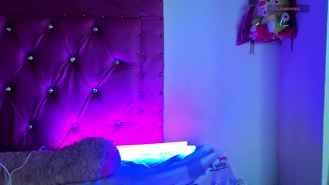    online show from 03-06-25, 08:19