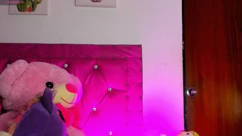    online show from 09-11-25, 08:03