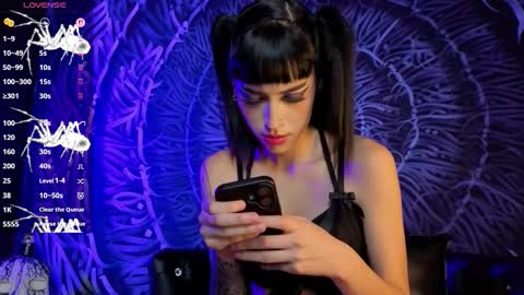 Snapshot of dahlia_darkwood chatting on 12-04-25, 03:49 Dahlia online show from 12-04-25, 03:49