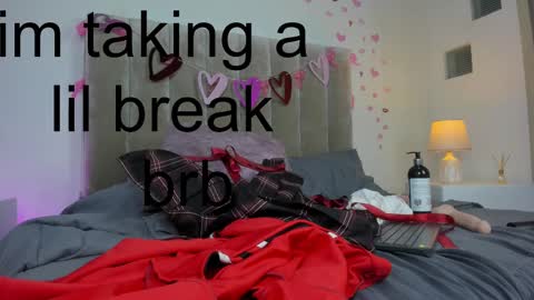 Snapshot of dahlia_rousse chatting on 03-01-25, 02:48 Dahlia online show from 03-01-25, 02:48