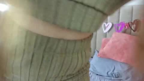 Snapshot of dahlia_rousse chatting on 03-10-25, 08:12 Dahlia online show from 03-10-25, 08:12