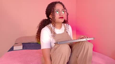 Dahli online show from 06-08-26, 06:36