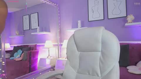 Dahlia Grey online show from 03-17-26, 11:35