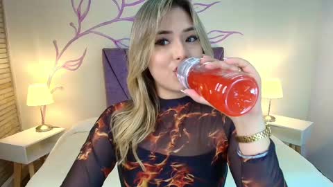 Dahlia online show from 03-05-25, 09:04