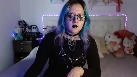 Snapshot of daiademoniaka chatting on 11-30-25, 05:17 online show from 11-30-25, 05:17