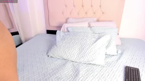 Snapshot of daiana_curly chatting on 02-03-25, 09:39 Daiana online show from 02-03-25, 09:39