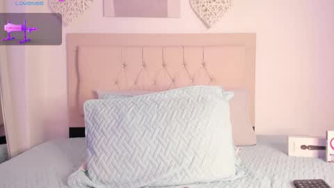 Snapshot of daiana_curly chatting on 03-03-25, 03:42 Daiana online show from 03-03-25, 03:42