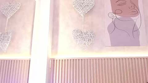 Snapshot of daiana_curly chatting on 09-25-25, 07:50 Daiana online show from 09-25-25, 07:50