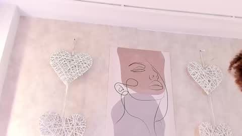 Snapshot of daiana_curly chatting on 09-29-25, 07:30 Daiana online show from 09-29-25, 07:30