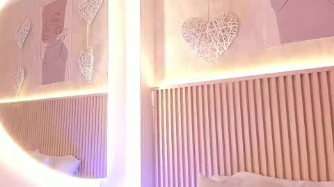 Snapshot of daiana_curly chatting on 10-05-25, 07:34 Daiana online show from 10-05-25, 07:34