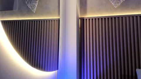 Snapshot of daiana_curly chatting on 10-14-25, 07:47 Daiana online show from 10-14-25, 07:47