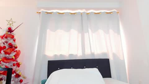 Daila Smith  online show from 12-09-24, 04:47