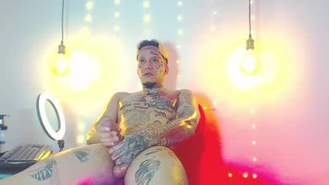 Snapshot of daimond_hope666 chatting on 01-31-25, 06:13 Daimond hope666 online show from 01-31-25, 06:13